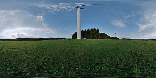 Eine Windkraftanalge im Schwarzwald - <i> a wind power station in the Black Forest</i>